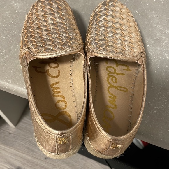 Sam Edelman Metallic Rose Slip on Leather & weave Loafers . - Picture 4 of 9